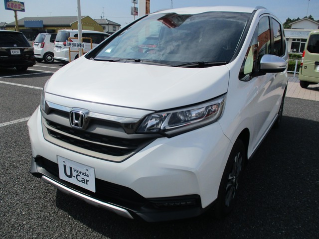 フリード  1.5 クロスター 4WD