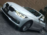 3シリーズセダン 320i ラグジュアリー 