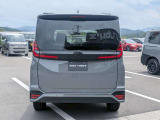 車輛のメッキパーツ部分を全て羅ラプターライナーで全塗装しました♪