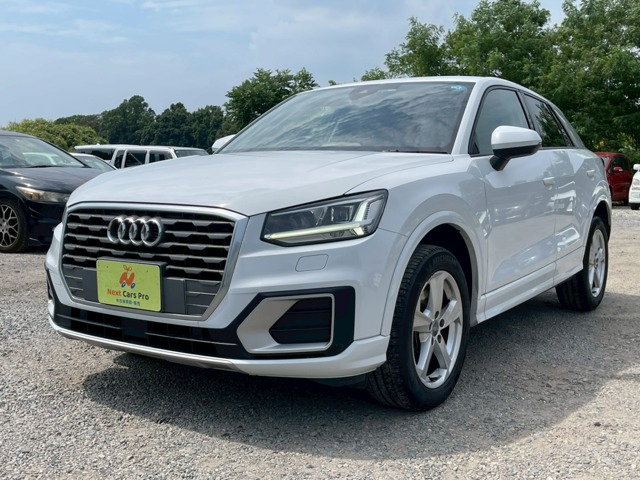 Q2 1.0 TFSI スポーツ バーチャルコックピット 純正ナビ
