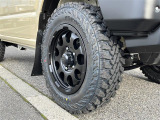 ★タイヤ:  YOKOHAMA GEOLANDAR M/T  G003 195R16C / ★ホイール:  LMG CS-9 マットブラック