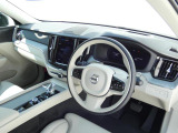 XC60 リチャージ アルティメット T6 AWD PHEV 4WD 