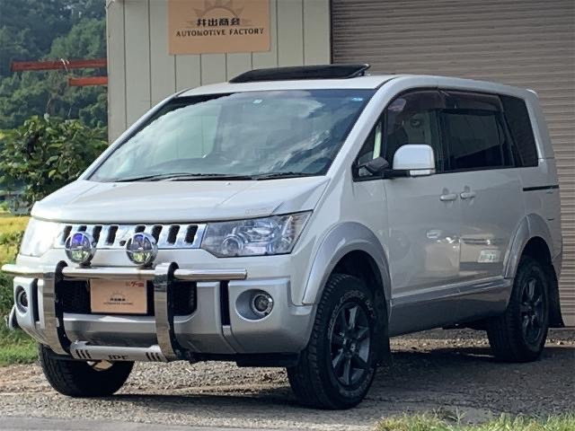 デリカD:5 2.4 G プレミアム 4WD 社外マフラー 社外ホイール サンルーフ