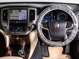 クラウン ハイブリッド 2.5 ロイヤルサルーンG 禁煙車 後席VIP プリクラッシュS