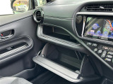 気になる車はすぐにお問い合わせください!画面右側の0066から始まる無料ダイヤルからお問い合わせ下さい!専門スタッフがお車のご質問にお答えいたします!