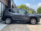 台形ホイールアーチもJeepの伝統の一つです。