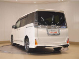ヴォクシー 2.0 ZS 煌III 4WD 