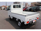 届出済未使用車・5速マニュアル・切り替え式4WD・作業灯・アッパーメンバーガード・エアコン・パワステ・オートライト・パワーウインドウ・キーレス・スズキセーフティサポート
