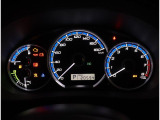 視認性に優れたメーターで、夜間走行も安心して運転できます!