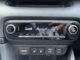【 オートエアコン 】車内温度を感知して自動で温度調整をしてくれるのでいつでも快適な車内空間を創り上げます!//