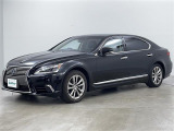 LS 600hL 4WD 本革シート