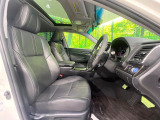 運転席シート廻りは使用感も少なく、良好な状態となっています。丁寧に使われていたことがよくわかりますね。
