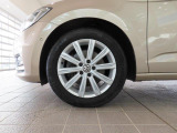 17インチアルミホイール タイヤサイズ215/55R17。