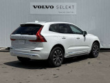 ◆バック/万が一を考え、安全性を重視する方に選ばれているVOLVO車。ドアを開閉するとその重み・厚みに驚くはず