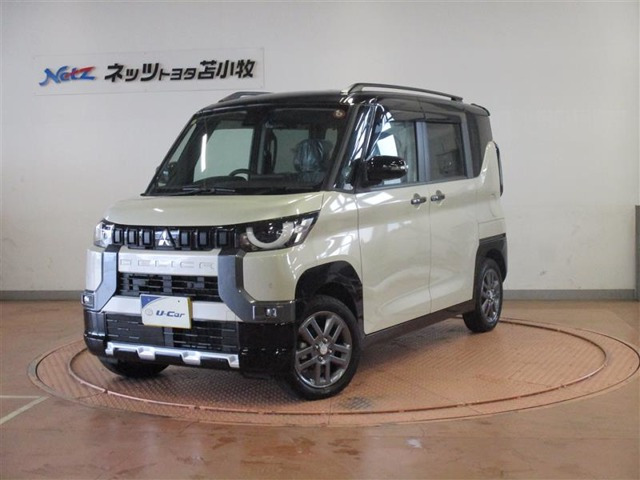 デリカミニ T プレミアム 4WD 