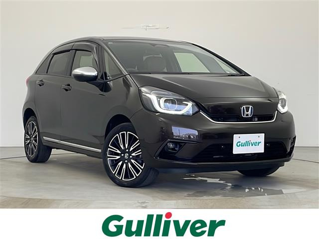 フィット 1.5 e:HEV リュクス 4WD 修復歴無し