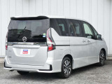 セレナ 2.0 ハイウェイスター V 