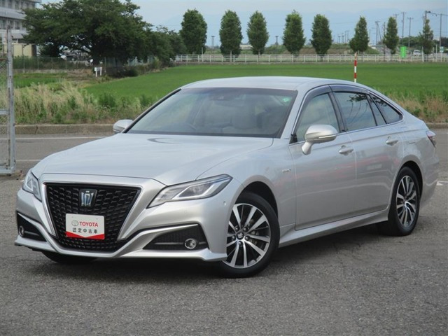 クラウン ハイブリッド 2.5 S Cパッケージ 