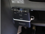 お客様のニーズを想像しながら、『見て』『触って』『体感』が出来るように仕入れ活動を行っております。