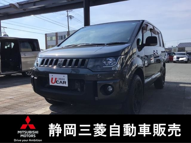 デリカD:5 2.2 D プレミアム 4WD 
