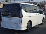 セレナ 1.4 e-4ORCE ハイウェイスターV 4WD 