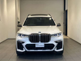 X7  M50i 4WD