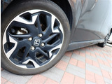 ご来店いただければ軽自動車からスポーツカー、1ボックスやセダンや輸入車などパソコンひとつで800台すべての在庫をご覧いただくことができます!