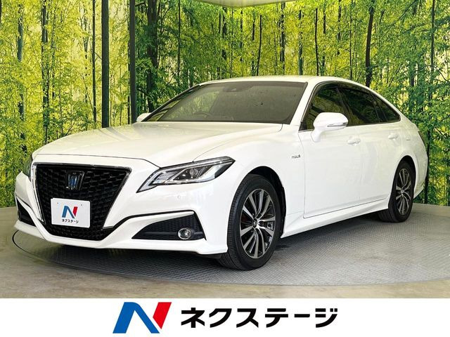 クラウン ハイブリッド 2.5 S Cパッケージ 