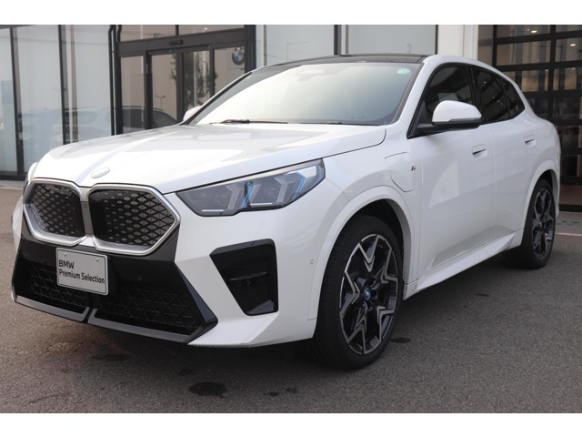 iX2 xドライブ30 Mスポーツ 4WD 