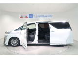 ヴェルファイア ハイブリッド 2.5 Z ゴールデンアイズ E-Four 4WD 