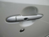 お問い合わせは、カーセンサー無料ダイヤル「0078-6002-137406」までよろしくお願い致します。