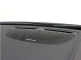 【harman/kardon】世界のオーディオファン垂涎のプレミアムサウンドシステムを搭載。原音に近い音場空間を忠実に再現。乗る人すべてに最良の音響体験を提供します。