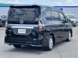 セレナ 2.0 ハイウェイスター V 4WD 