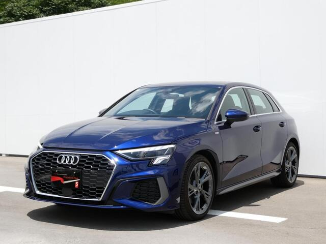 A3スポーツバック 40 TFSI クワトロ Sライン 4WD 
