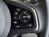 【ホンダセンシング】衝突を予測してブレーキをかけたり、前のクルマにちょうどいい距離でついていったりできる多彩な安心・快適機能を搭載した先進の安全運転支援システム。