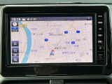 日産純正9インチメモリーナビ(MM223D-L)装備。スマートフォンによる部分地図更新、Bluetooth接続での音楽視聴、快適な画面操作と高音質なオーディオ再生。無料地図更新付きです。