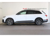 Q7 ブラックスタイル プラス ディーゼル 4WD 