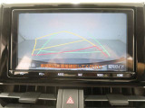バックガイドカメラ付きで車庫入れもらくらくです。