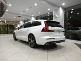 V60  T5 インスクリプション