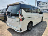 セレナ 1.2 e-POWER ハイウェイスター V 