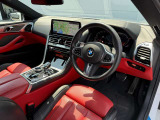 BMW専門のメカニックが、100項目にも上るポイントを徹底的にチェック。交換基準に達した部品があれば、弊社負担にて交換後、お客様へご納車致します。