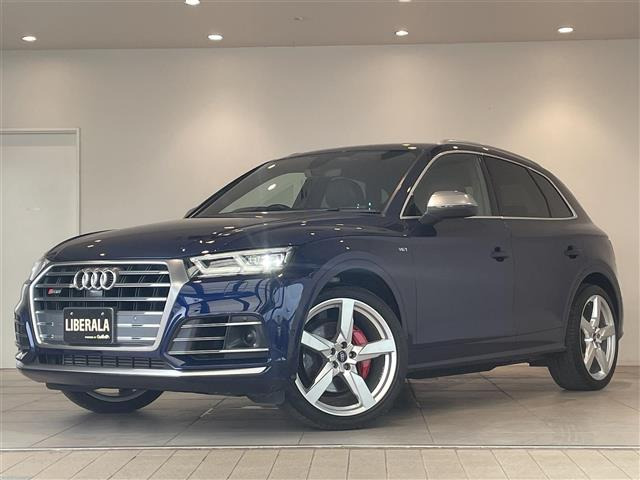 SQ5 3.0 4WD 本革シート
