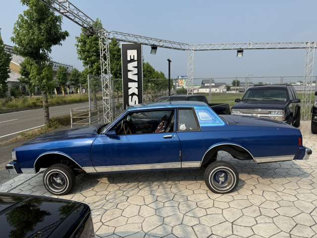 キャデラック　ブロアムクーペ　シボレー　カプリスクーペ　ローライダー シボレー カプリスクーペ ローライダー ハイドロ 4P8B の中古車詳細