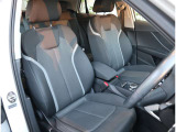 Q2 1.0 TFSI スポーツ 