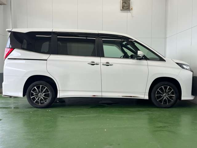 トヨタ ノア 1.8 ハイブリッド S-Z E-Four 4WD の中古車詳細 (25,000km