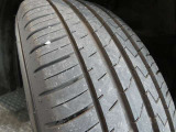 R6年式夏タイヤ215/60R17ファルケン製です。
