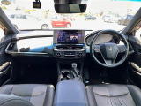 クラウン ハイブリッド 2.5 RS アドバンス 本革シート サンルーフ