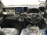 室内もきれいなお車です