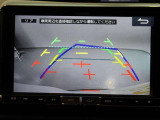 バックガイドモニターで、後方を確認しながら安心して駐車することができます。運転初心者も熟練者も必須の機能ですよ!