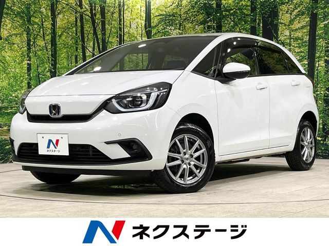 フィット 1.5 e:HEV ベーシック 
